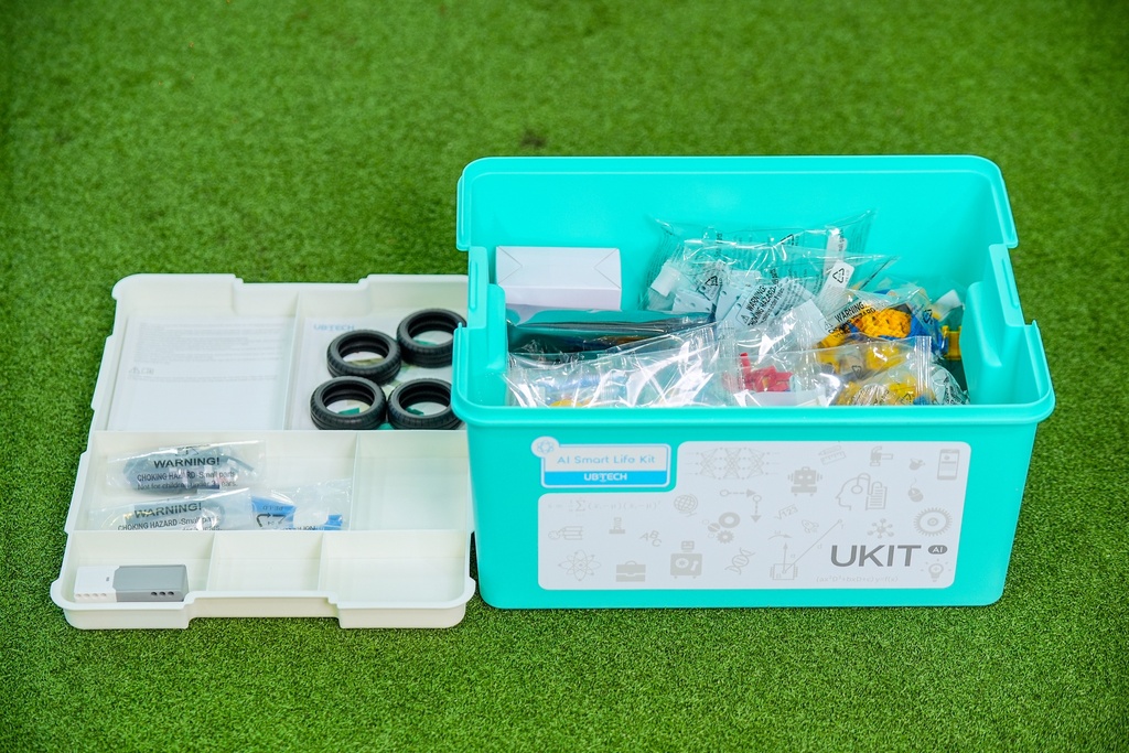 AI SMART LIFE KIT